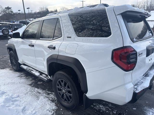 2025 Toyota 4Runner SR5 4WD (GS)