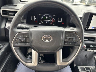 2025 Toyota 4Runner SR5 4WD (GS)