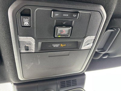 2025 Toyota 4Runner SR5 4WD (GS)