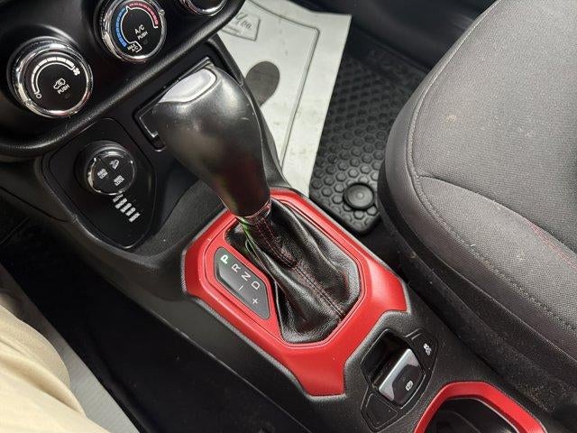 2016 Jeep Renegade 4WD 4dr Trailhawk