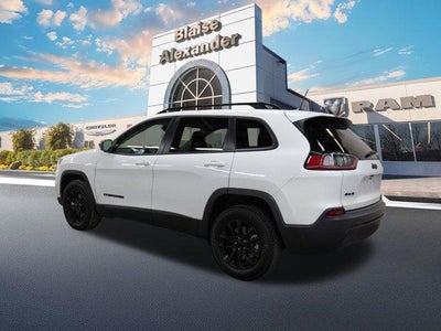 2023 Jeep Cherokee Altitude Lux 4x4