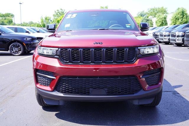 2025 Jeep Grand Cherokee Altitude X 4x4