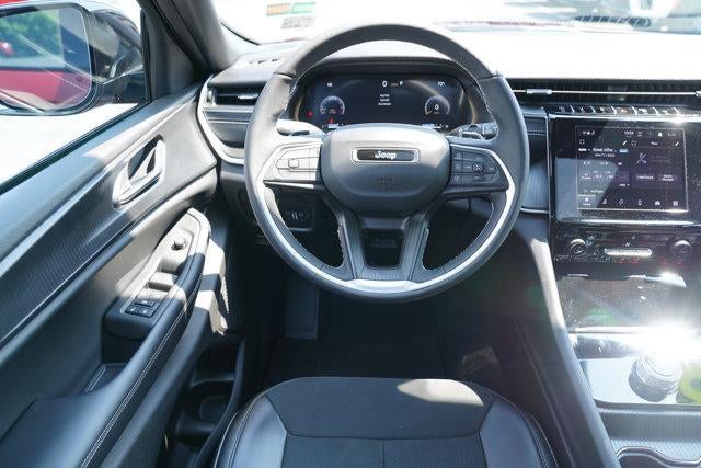 2025 Jeep Grand Cherokee Altitude X 4x4
