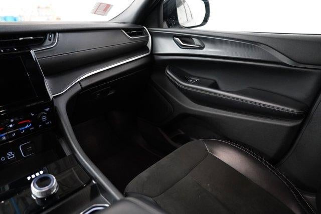 2024 Jeep Grand Cherokee L Altitude 4x4