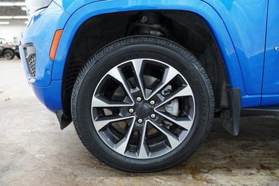2023 Jeep Grand Cherokee 4xe Overland 4x4
