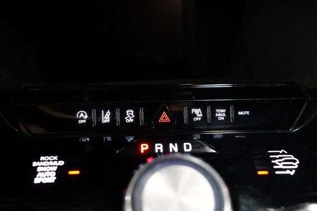 2023 Jeep Wagoneer Series III 4x4