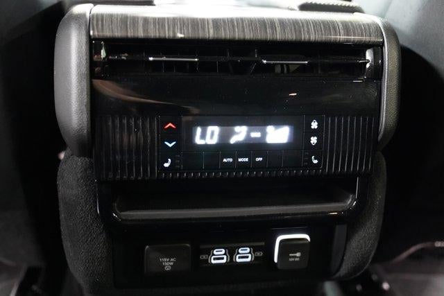 2023 Jeep Wagoneer Series III 4x4