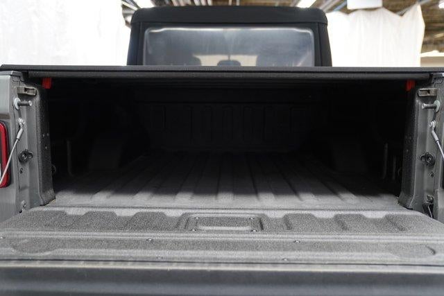 2022 Jeep Gladiator Sport S 4x4