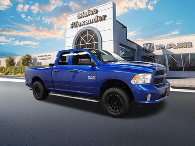 2017 RAM 1500 Express 4x4 Quad Cab 6'4" Box