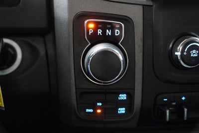 2017 RAM 1500 Express 4x4 Quad Cab 6'4" Box