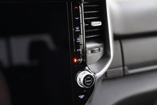 2025 RAM 1500 Big Horn 4x4 Crew Cab 5'7" Box