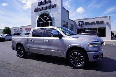 2025 RAM 1500 Limited 4x4 Crew Cab 5'7" Box