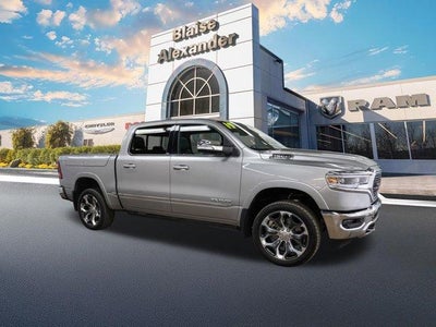 2019 RAM 1500 Limited 4x4 Crew Cab 5'7" Box