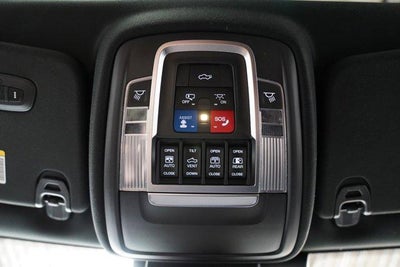 2019 RAM 1500 Limited 4x4 Crew Cab 5'7" Box