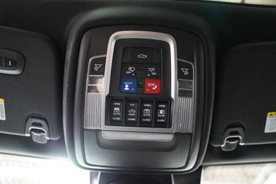 2019 RAM 1500 Limited 4x4 Crew Cab 5'7" Box