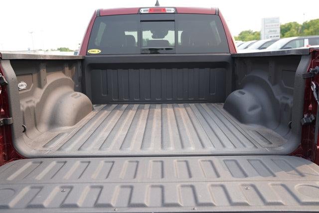 2022 RAM 1500 Laramie 4x4 Crew Cab 5'7" Box