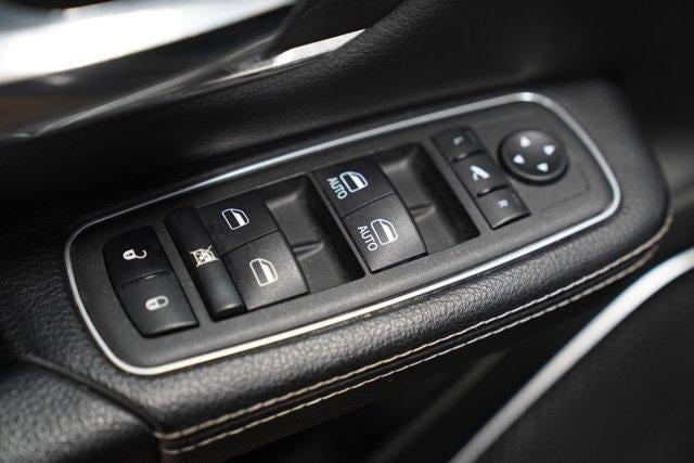 2023 RAM 1500 Laramie 4x4 Crew Cab 5'7" Box