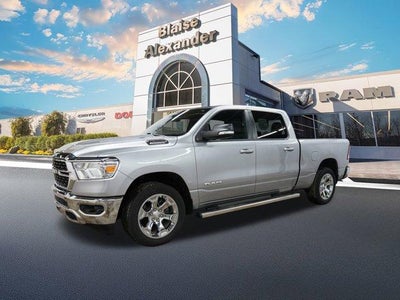2022 RAM 1500 Big Horn 4x4 Crew Cab 6'4" Box