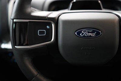 2025 Ford Expedition Active 4x4