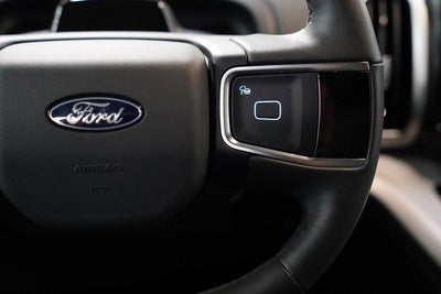 2025 Ford Expedition Active 4x4