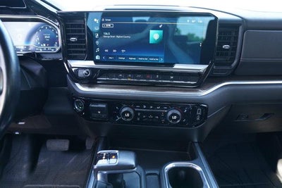 2022 Chevrolet Silverado 1500 Crew Cab Standard Box 4-Wheel Drive RST