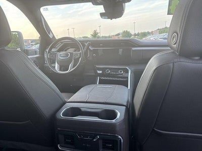 2024 GMC Sierra 2500 HD Crew Cab Standard Box 4-Wheel Drive Denali