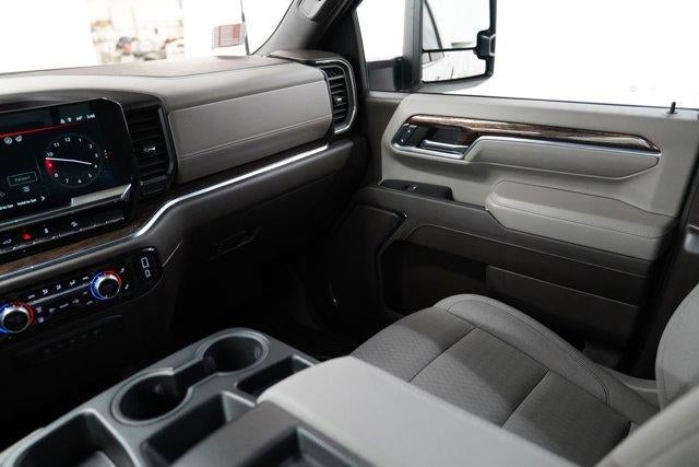 2024 GMC Sierra 3500HD Crew Cab Standard Box 4-Wheel Drive SLE