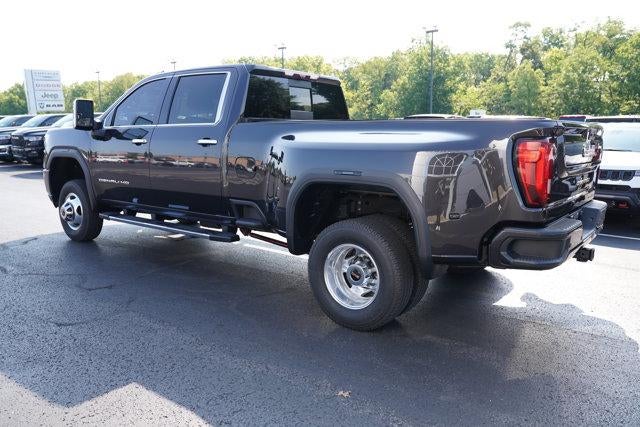 2020 GMC Sierra 3500HD Crew Cab Long Box 4-Wheel Drive Denali