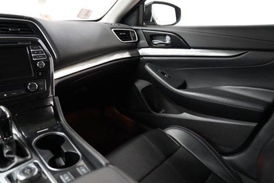 2023 Nissan Maxima SV CVT