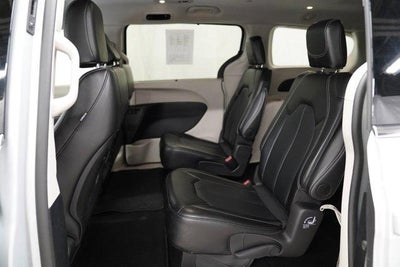 2024 Chrysler Pacifica Touring L FWD