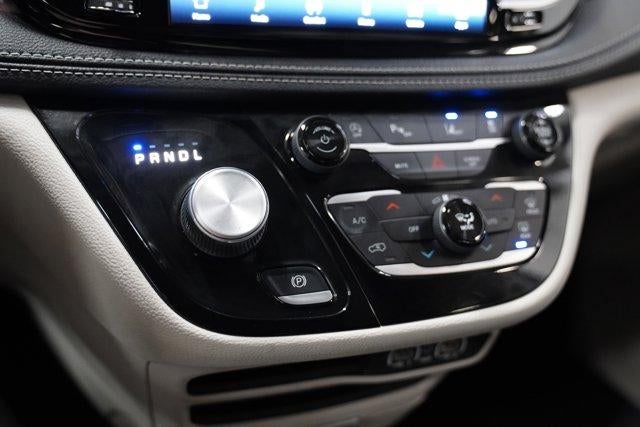 2024 Chrysler Pacifica Touring L FWD