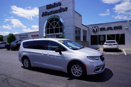 2024 Chrysler Pacifica Touring L FWD