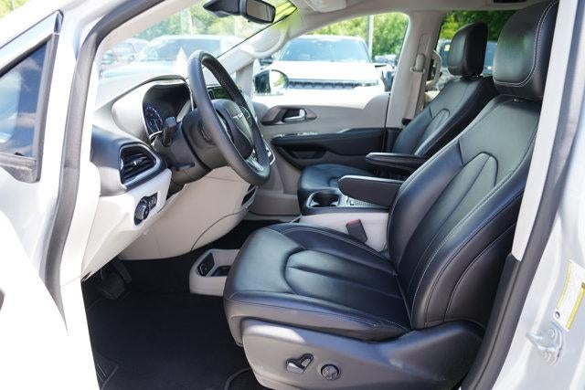 2024 Chrysler Pacifica Touring L FWD