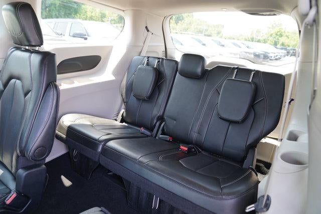 2024 Chrysler Pacifica Touring L FWD