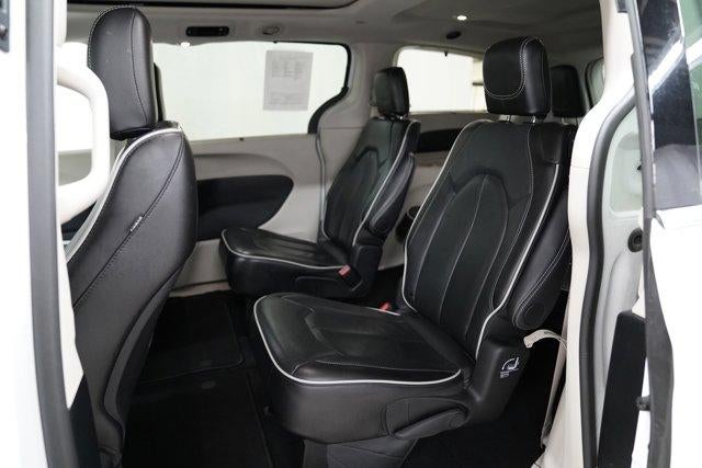 2024 Chrysler Pacifica Limited FWD