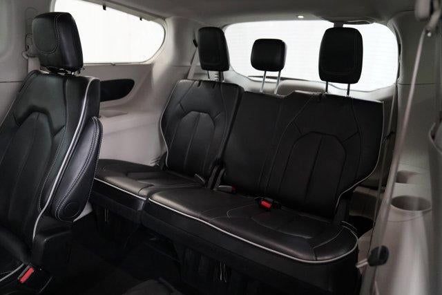 2024 Chrysler Pacifica Limited FWD