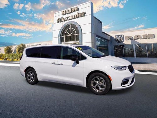 2024 Chrysler Pacifica Limited FWD