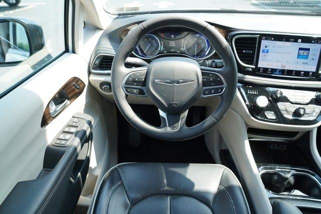 2024 Chrysler Pacifica Limited FWD