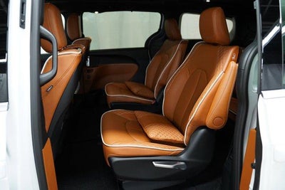 2026 Chrysler Pacifica Pinnacle AWD