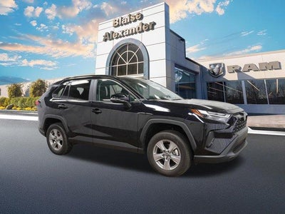 2025 Toyota RAV4 XLE AWD (Natl)