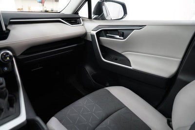 2025 Toyota RAV4 XLE AWD (Natl)