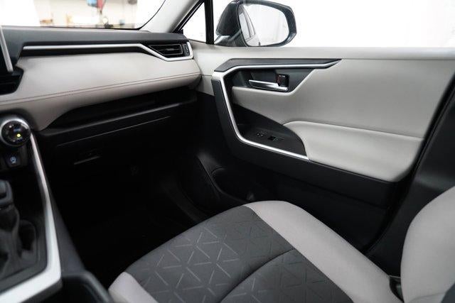 2025 Toyota RAV4 XLE AWD (Natl)