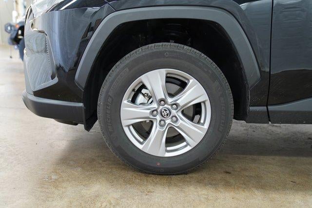2025 Toyota RAV4 XLE AWD (Natl)