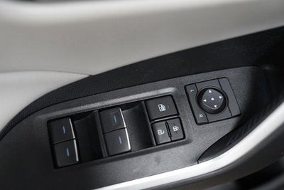 2025 Toyota RAV4 XLE AWD (Natl)