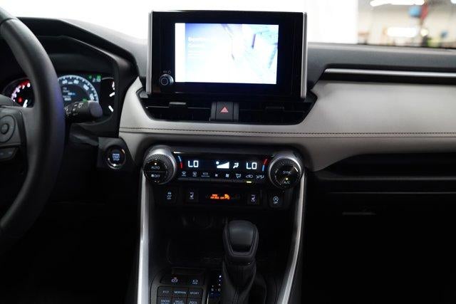 2025 Toyota RAV4 XLE AWD (Natl)
