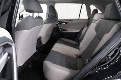 2025 Toyota RAV4 XLE AWD (Natl)