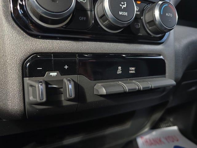 2024 RAM 3500 Tradesman 4x4 Reg Cab 8' Box