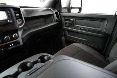 2024 RAM 3500 Tradesman 4x4 Crew Cab 8' Box