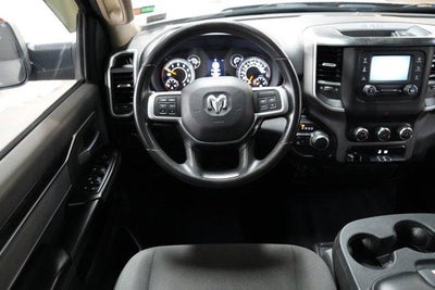 2019 RAM 2500 Big Horn 4x4 Crew Cab 6'4" Box