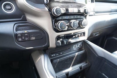 2019 RAM 2500 Laramie 4x4 Crew Cab 6'4" Box